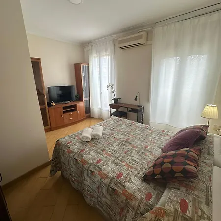 Acogedoras En Valencia Barcelona